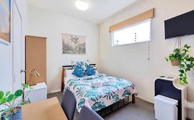 Oasis Studio In City Central - Aircon And Free Wifi
